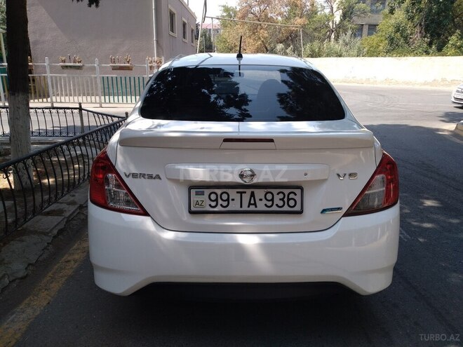 Nissan Sunny 2015, 130,000 km - 1.6 л - Sumqayıt
