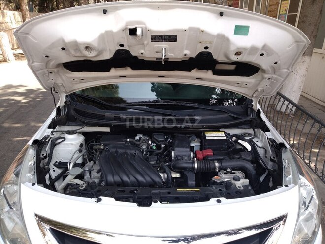 Nissan Sunny 2015, 130,000 km - 1.6 л - Sumqayıt