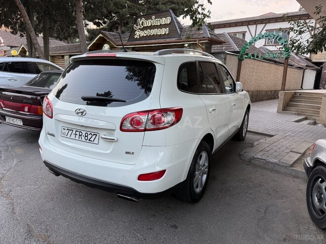 Hyundai Santa Fe 2009, 200,000 km - 2.0 л - Bakı