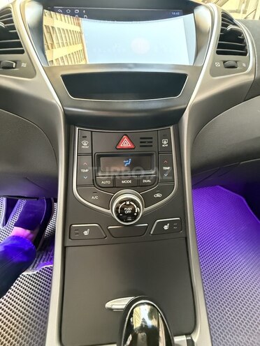 Hyundai Avante 2015, 119,000 km - 1.6 л - Bakı