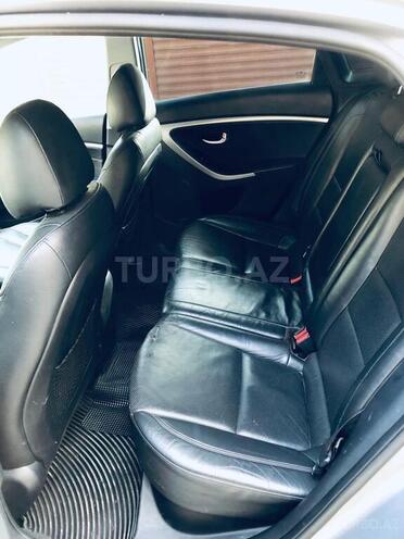 Hyundai Elantra 2014, 289,682 km - 2.0 l - Bakı
