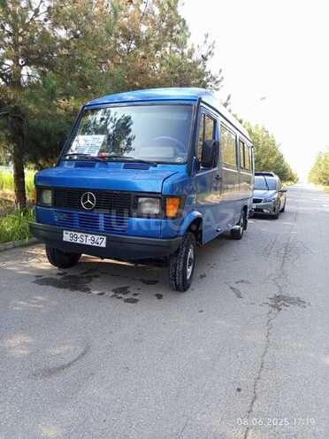 Mercedes 208 D 1991, 200,000 km - 2.3 л - Şirvan