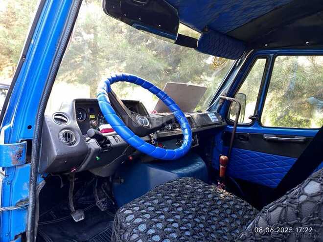 Mercedes 208 D 1991, 200,000 km - 2.3 л - Şirvan