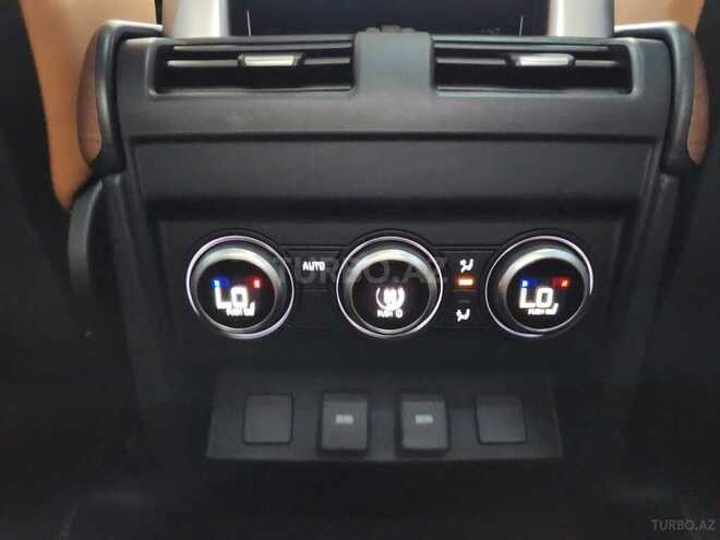 Land Rover Defender 2022, 24,000 km - 3.0 l - Bakı