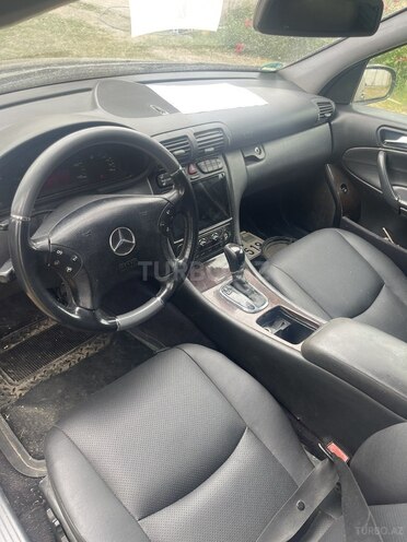 Mercedes C 200 2003, 200,000 km - 2.0 l - Bakı