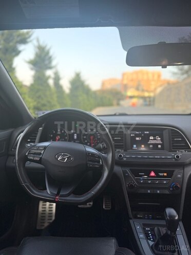 Hyundai Elantra 2016, 72,420 km - 1.6 l - Bakı
