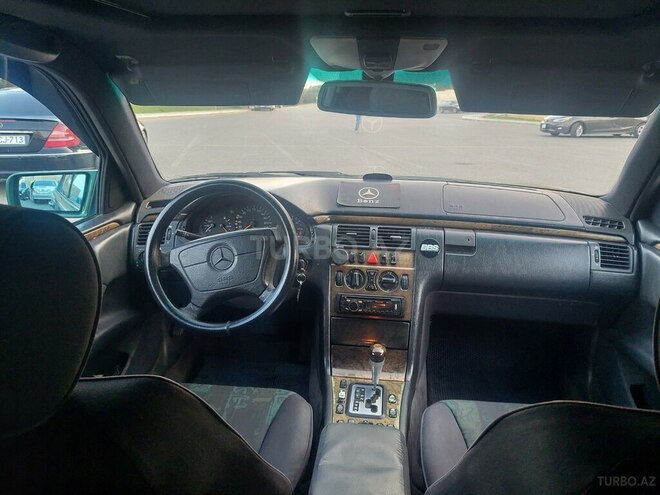 Mercedes E 200 1998, 410,000 km - 2.0 l - Bakı