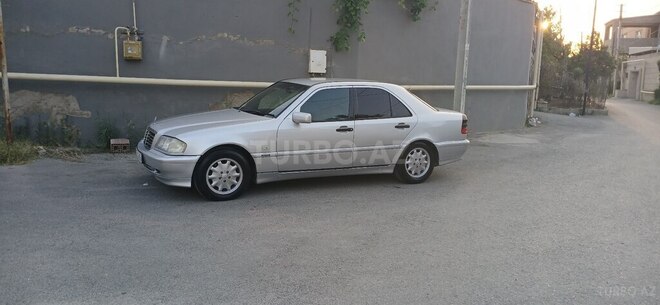 Mercedes C 240 1998, 238,000 km - 2.4 l - Bakı
