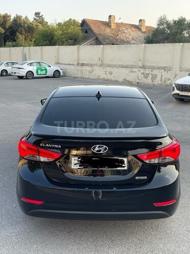 Hyundai Elantra 2015, 131,800 km - 1.8 l - Bakı