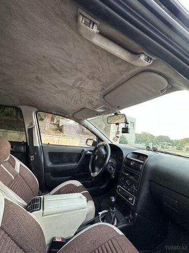 Opel Astra 2000, 300,000 km - 1.6 л - Qusar