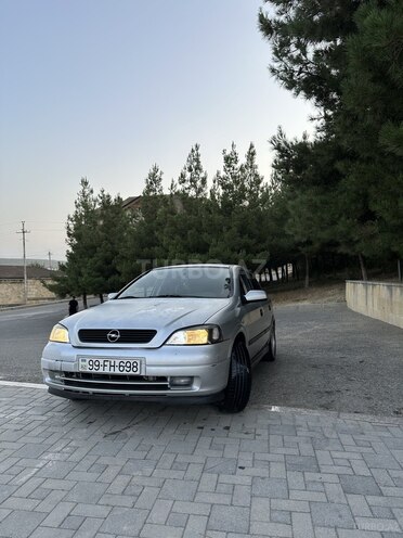 Opel Astra 2000, 300,000 km - 1.6 л - Qusar