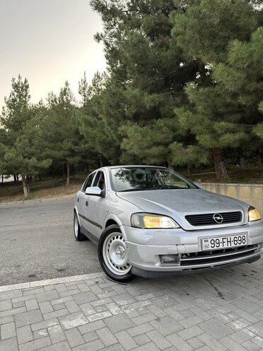 Opel Astra 2000, 300,000 km - 1.6 л - Qusar