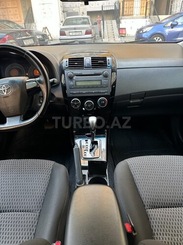 Toyota Corolla 2013, 173,000 km - 1.6 l - Bakı