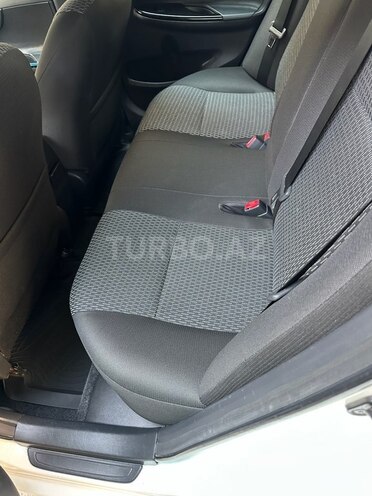 Toyota Corolla 2013, 173,000 km - 1.6 l - Bakı