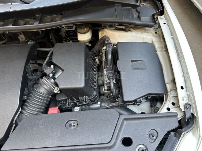 Toyota Corolla 2013, 173,000 km - 1.6 l - Bakı