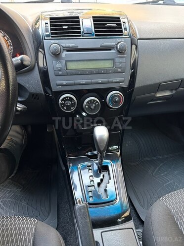 Toyota Corolla 2013, 173,000 km - 1.6 l - Bakı