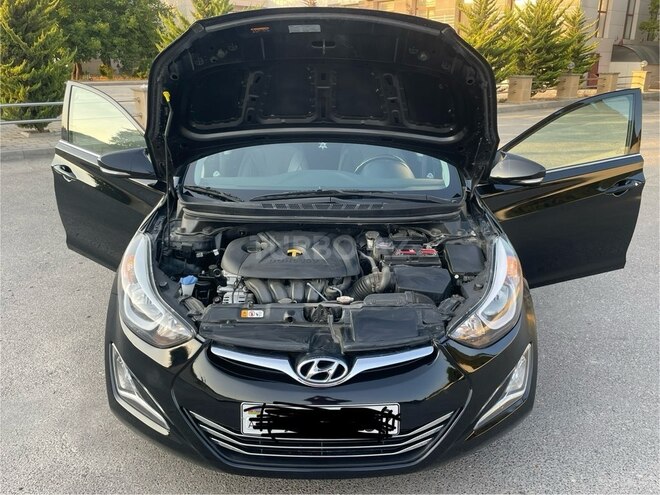 Hyundai Elantra 2015, 131,800 km - 1.8 l - Bakı