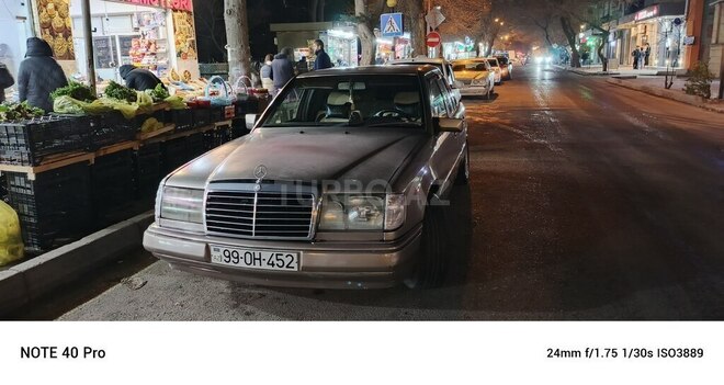 Mercedes E 200 1993, 175,065 km - 2.0 л - Bakı