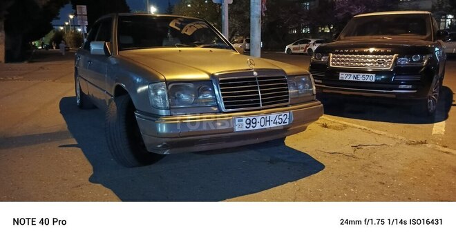 Mercedes E 200 1993, 175,065 km - 2.0 л - Bakı