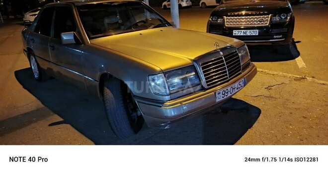 Mercedes E 200 1993, 175,065 km - 2.0 л - Bakı