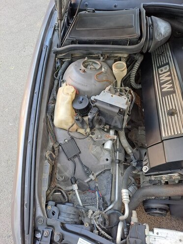 BMW 528 1997, 350,000 km - 2.8 l - Bakı