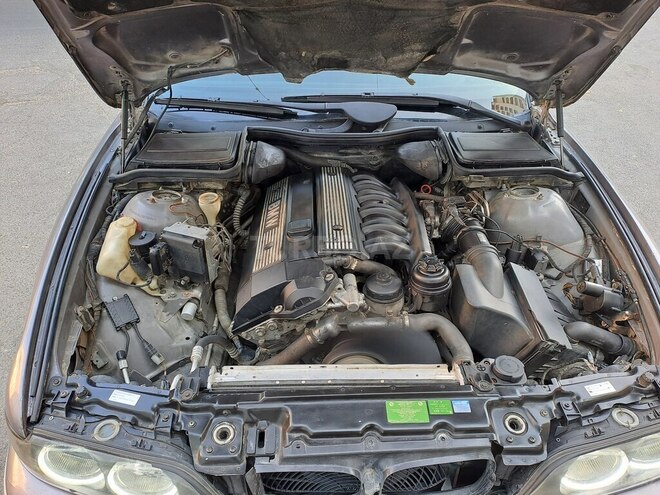 BMW 528 1997, 350,000 km - 2.8 l - Bakı