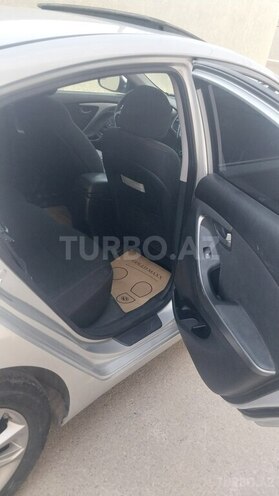 Hyundai Elantra 2015, 160,934 km - 1.8 л - Bakı