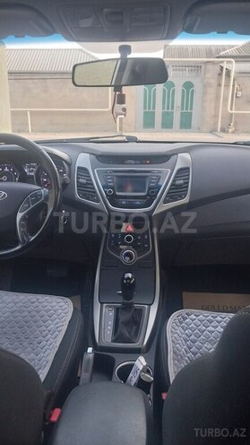 Hyundai Elantra 2015, 160,934 km - 1.8 л - Bakı