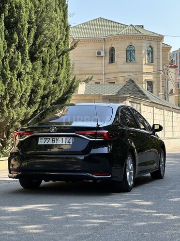 Toyota Corolla 2022, 125,000 km - 1.8 l - Bakı