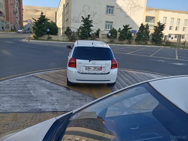 Toyota Corolla 2006, 176,500 km - 1.4 l - Bakı