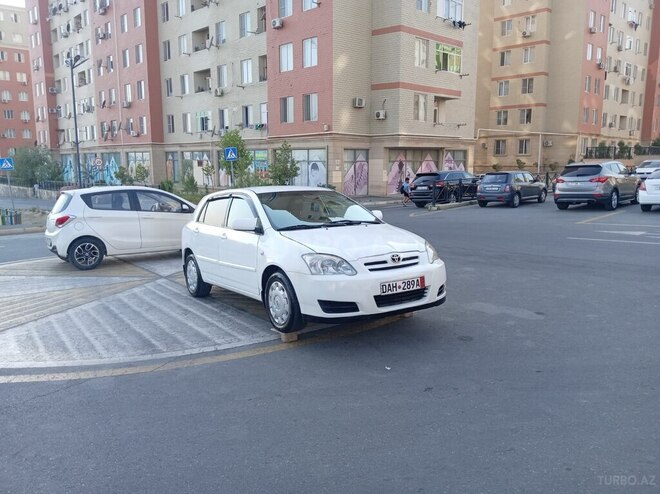 Toyota Corolla 2006, 176,500 km - 1.4 l - Bakı