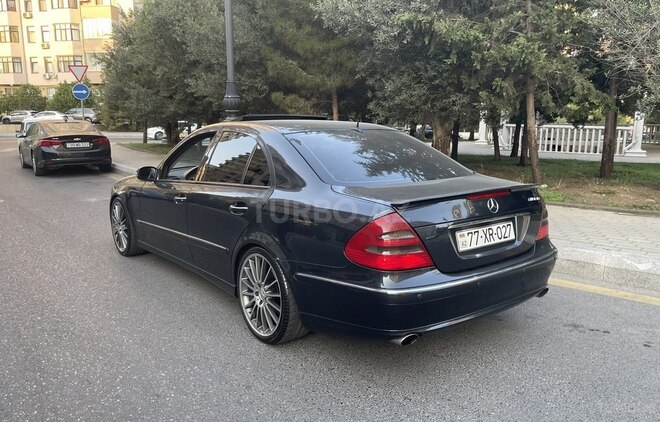 Mercedes E 240 2002, 281,000 km - 2.6 l - Bakı