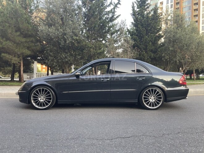 Mercedes E 240 2002, 281,000 km - 2.6 l - Bakı