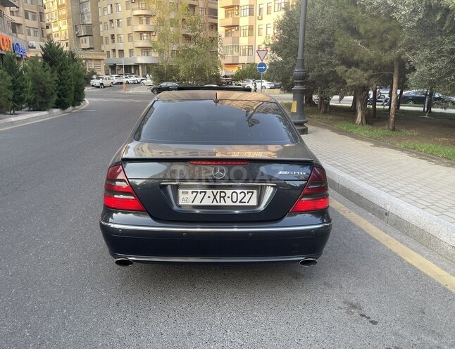 Mercedes E 240 2002, 281,000 km - 2.6 l - Bakı