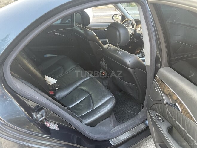 Mercedes E 240 2002, 281,000 km - 2.6 l - Bakı