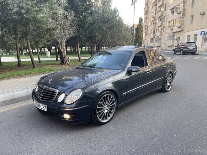 Mercedes E 240 2002, 281,000 km - 2.6 l - Bakı