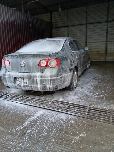 Volkswagen Passat 2006, 370,000 km - 2.0 l - Qusar