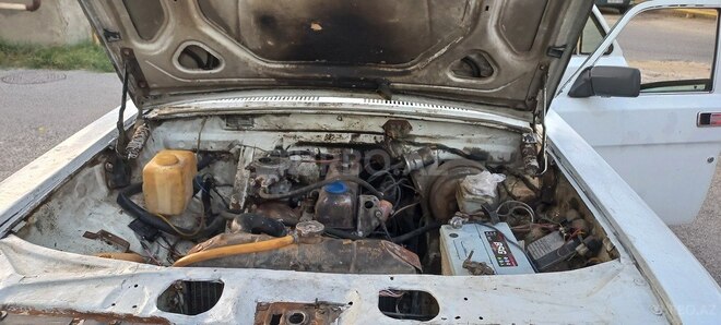 GAZ 24 1977, 95,400 km - 2.5 л - Bakı
