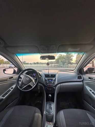 Hyundai Accent 2015, 163,206 km - 1.6 л - Gəncə