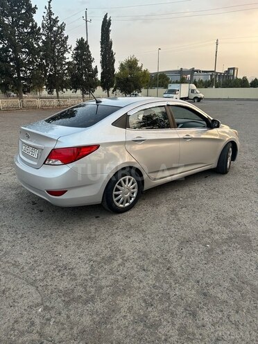 Hyundai Accent 2015, 163,206 km - 1.6 л - Gəncə