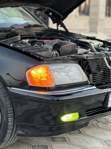 Mercedes C 230 2000, 253,000 km - 2.3 l - Saatlı