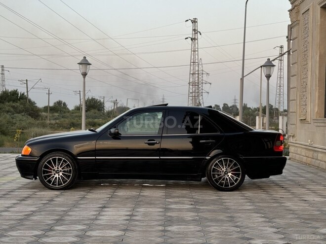 Mercedes C 230 2000, 253,000 km - 2.3 l - Saatlı