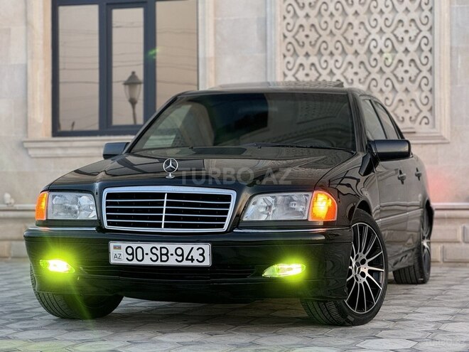 Mercedes C 230 2000, 253,000 km - 2.3 l - Saatlı