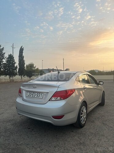 Hyundai Accent 2015, 163,206 km - 1.6 л - Gəncə