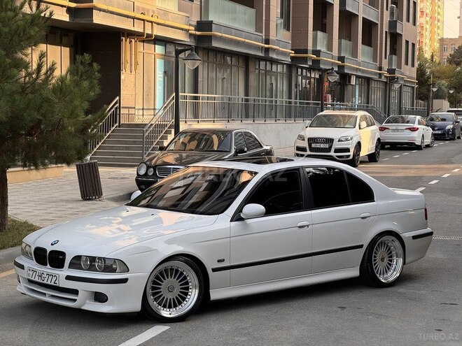 BMW 530 2001, 236,000 km - 3.0 л - Sumqayıt