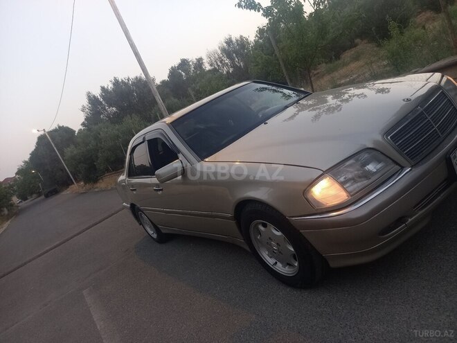 Mercedes C 230 1997, 345,000 km - 2.3 l - Bakı