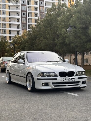 BMW 530 2001, 236,000 km - 3.0 л - Sumqayıt