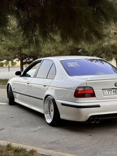 BMW 530 2001, 236,000 km - 3.0 л - Sumqayıt