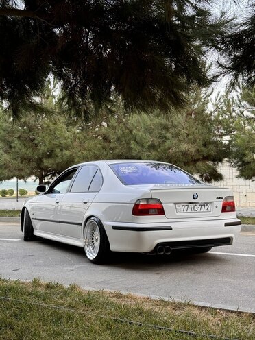 BMW 530 2001, 236,000 km - 3.0 л - Sumqayıt