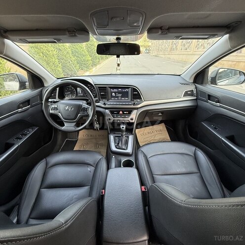 Hyundai Elantra 2018, 98,345 km - 2.0 l - Bakı